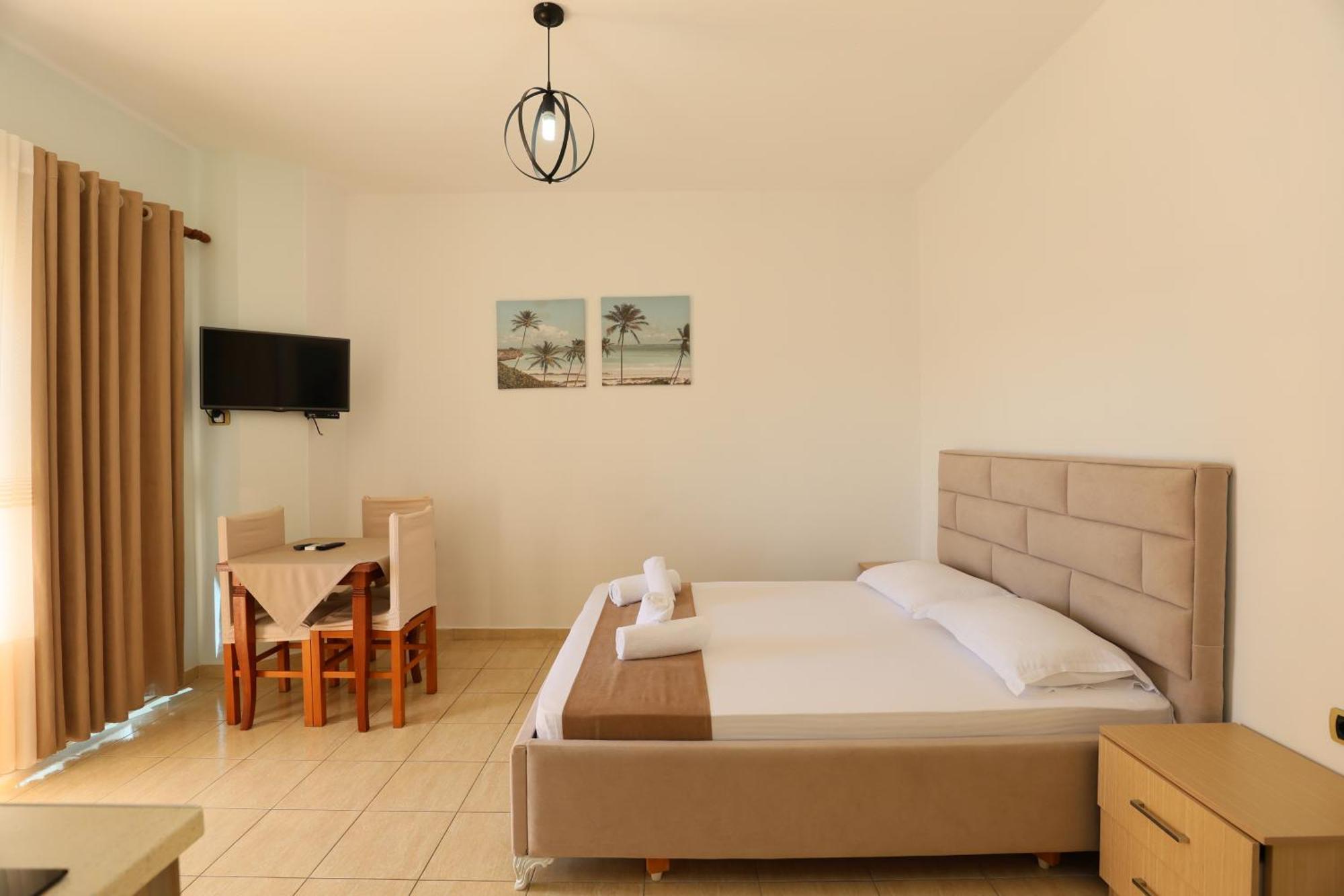 Michelle Apartments Ksamil Bagian luar foto
