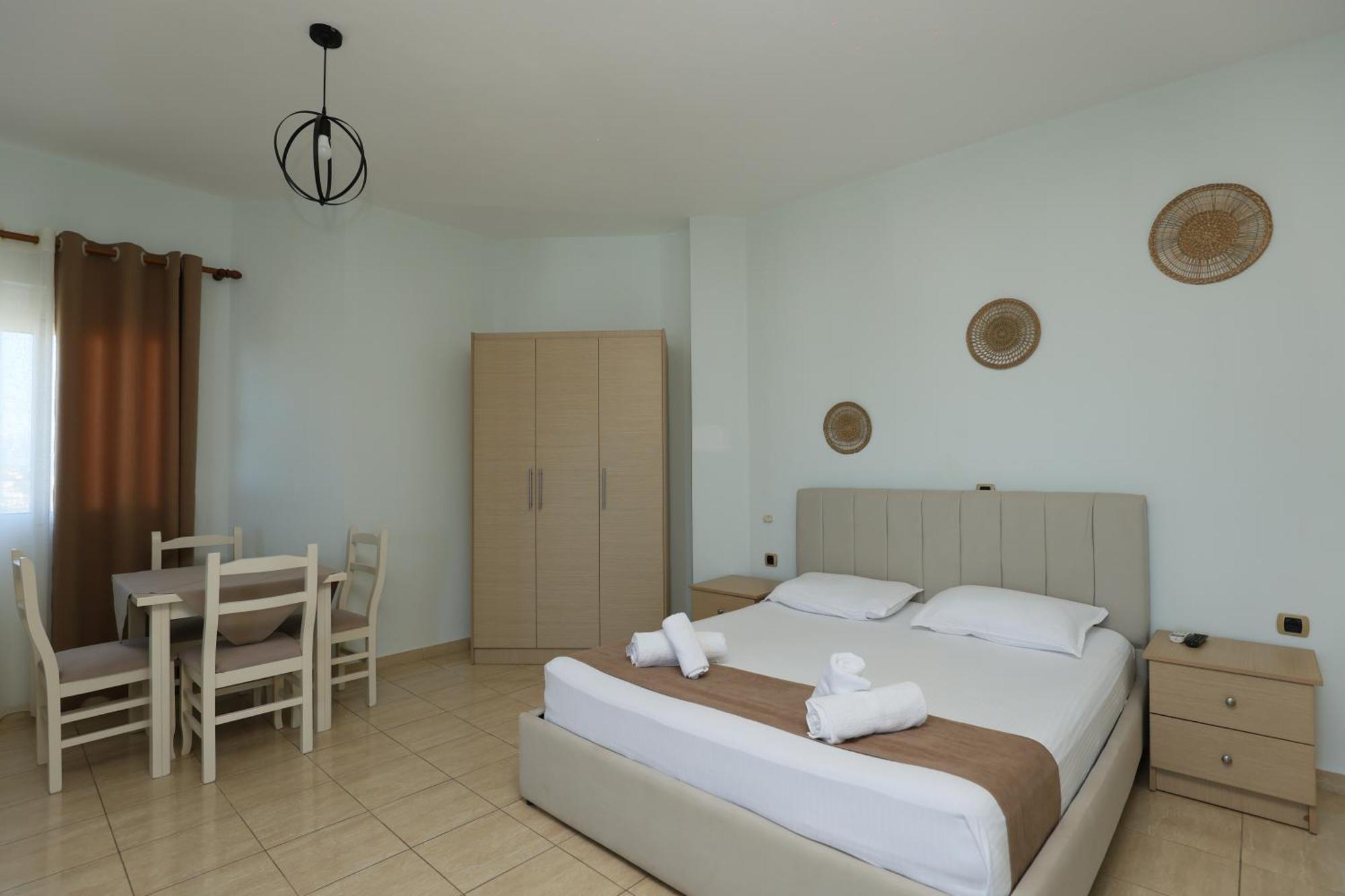 Michelle Apartments Ksamil Bagian luar foto