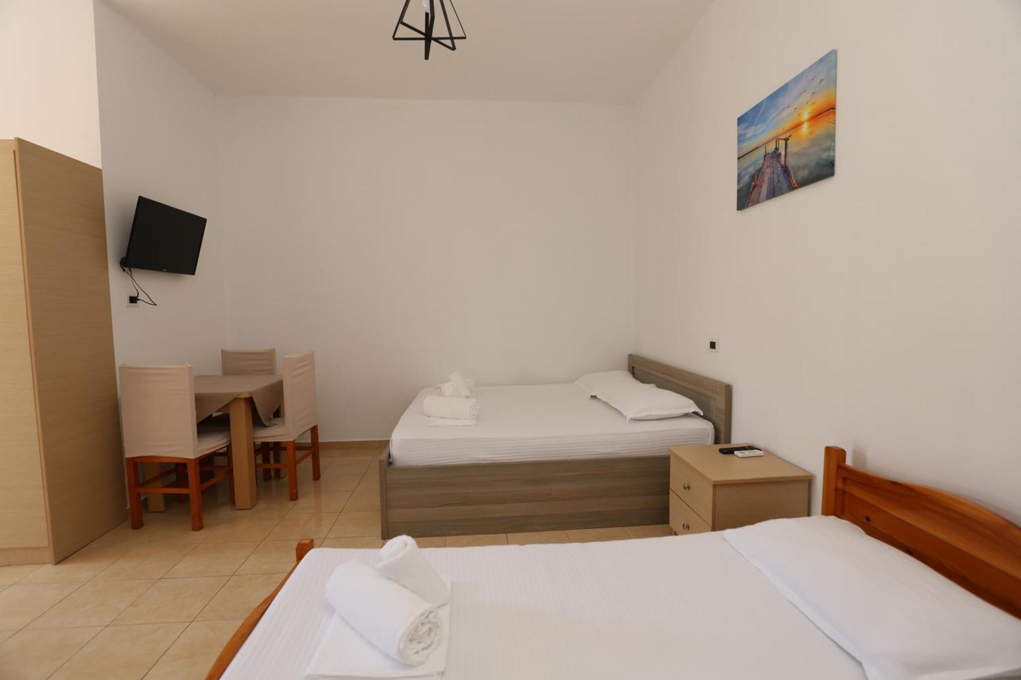 Michelle Apartments Ksamil Bagian luar foto