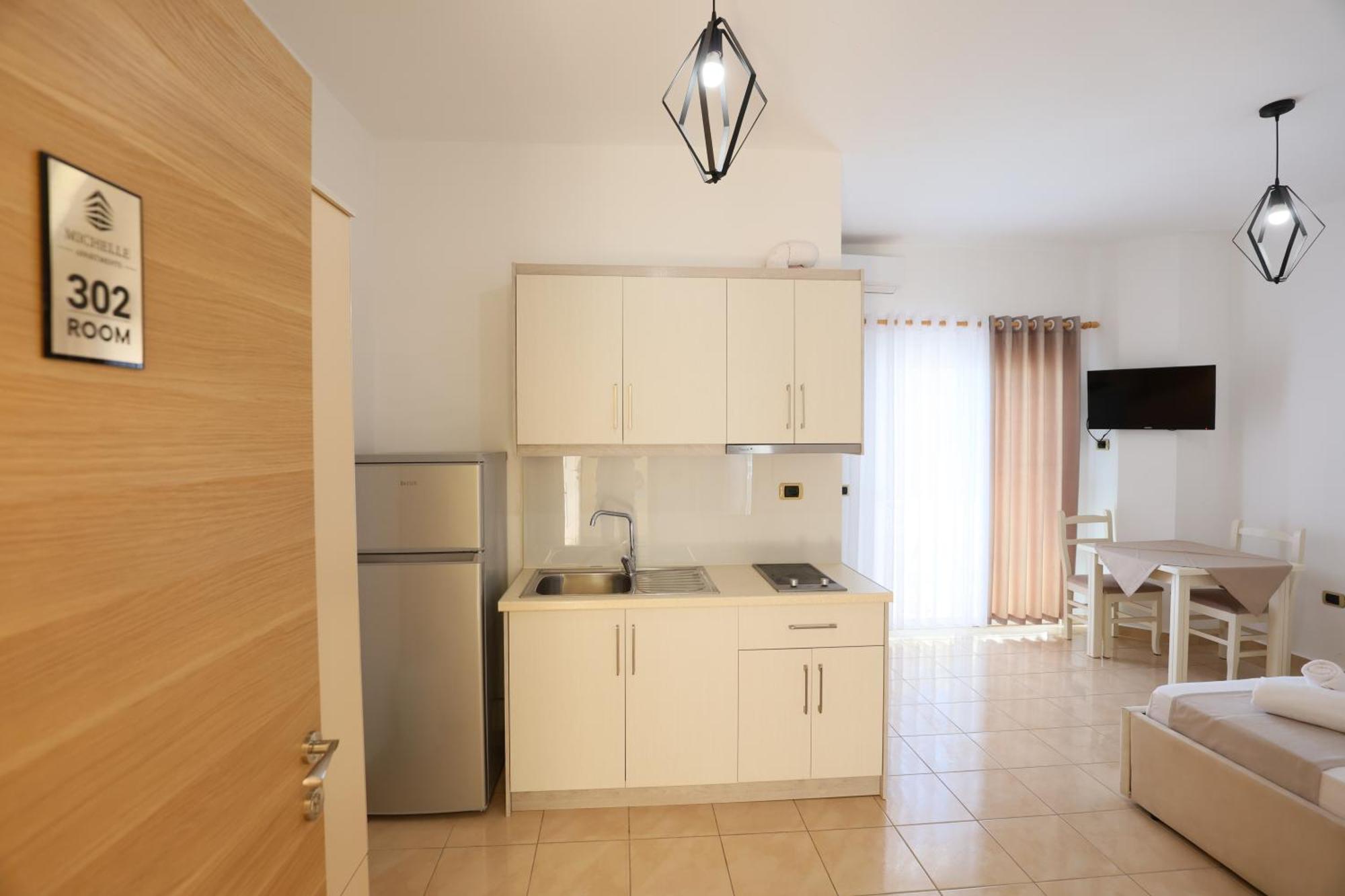 Michelle Apartments Ksamil Bagian luar foto